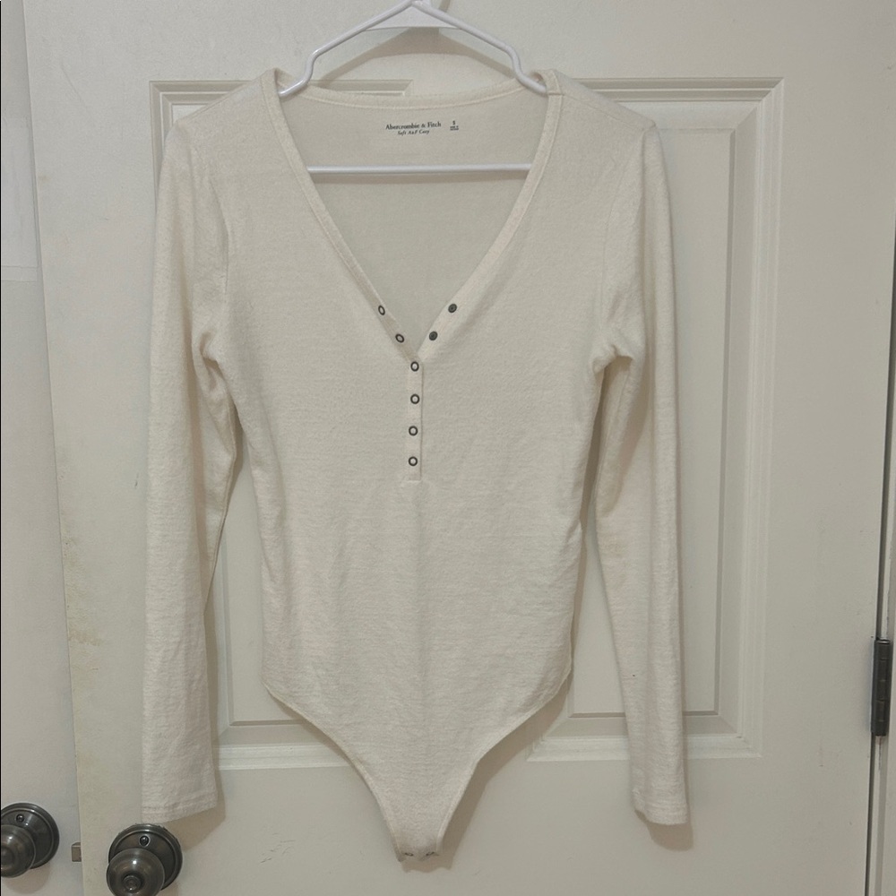 Abercrombie & Fitch Soft Cozy Bodysuit Top Size Small cream snap bottom Y2K